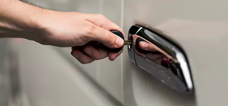 Why Choose Our Auto Locksmith Team in Sahuarita, AZ?